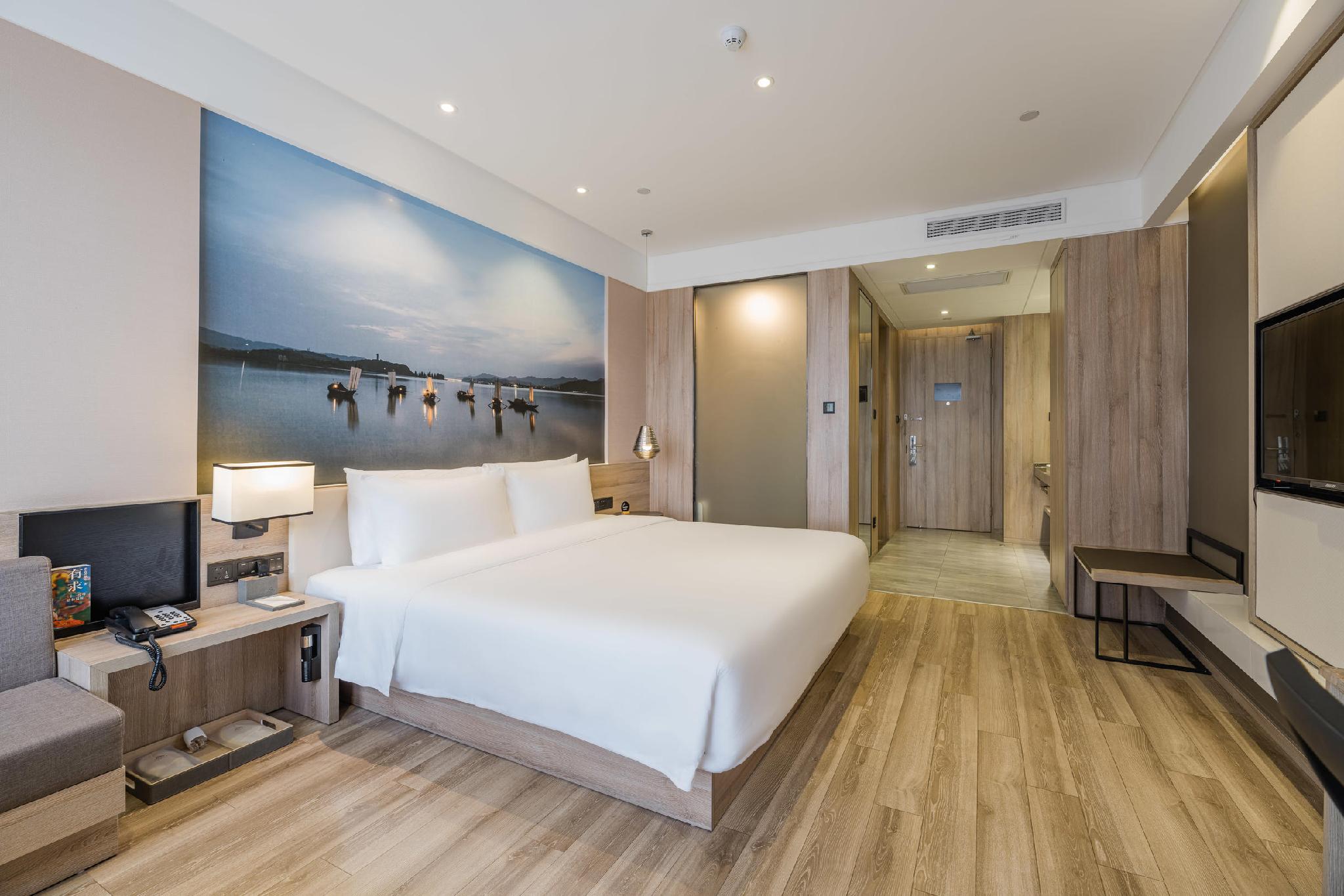 Jimu, King Bed, Queen Bed, City View