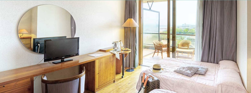 Grand Hotel Berti 26/50