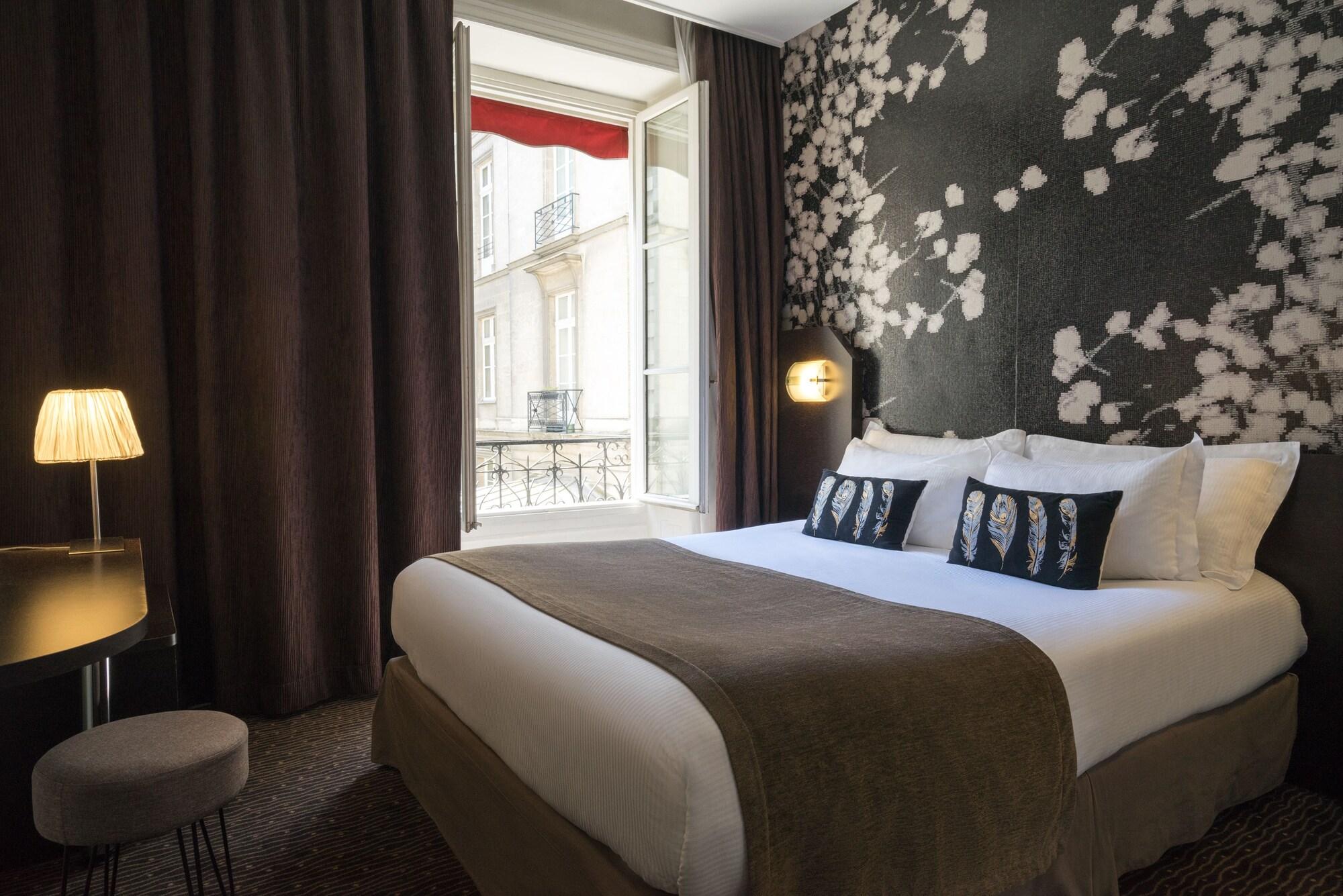 غرفة كومفورت بسرير مزدوج، Hotel Voltaire Opera Nantes 2/3