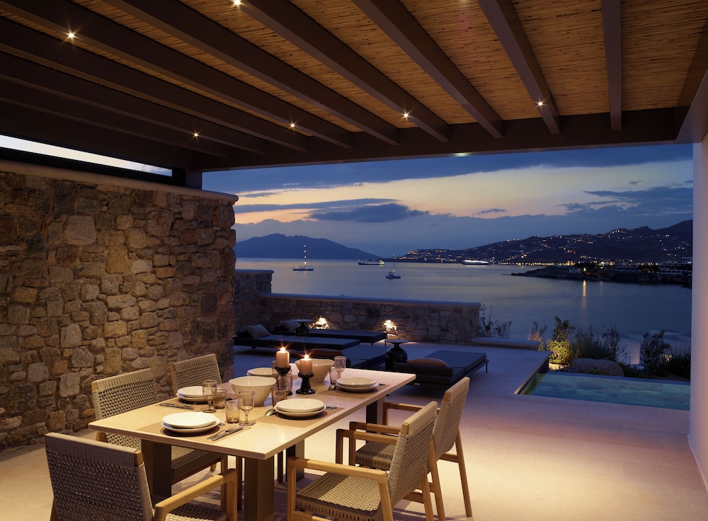 Bonzoe Homes & Villas 37/50