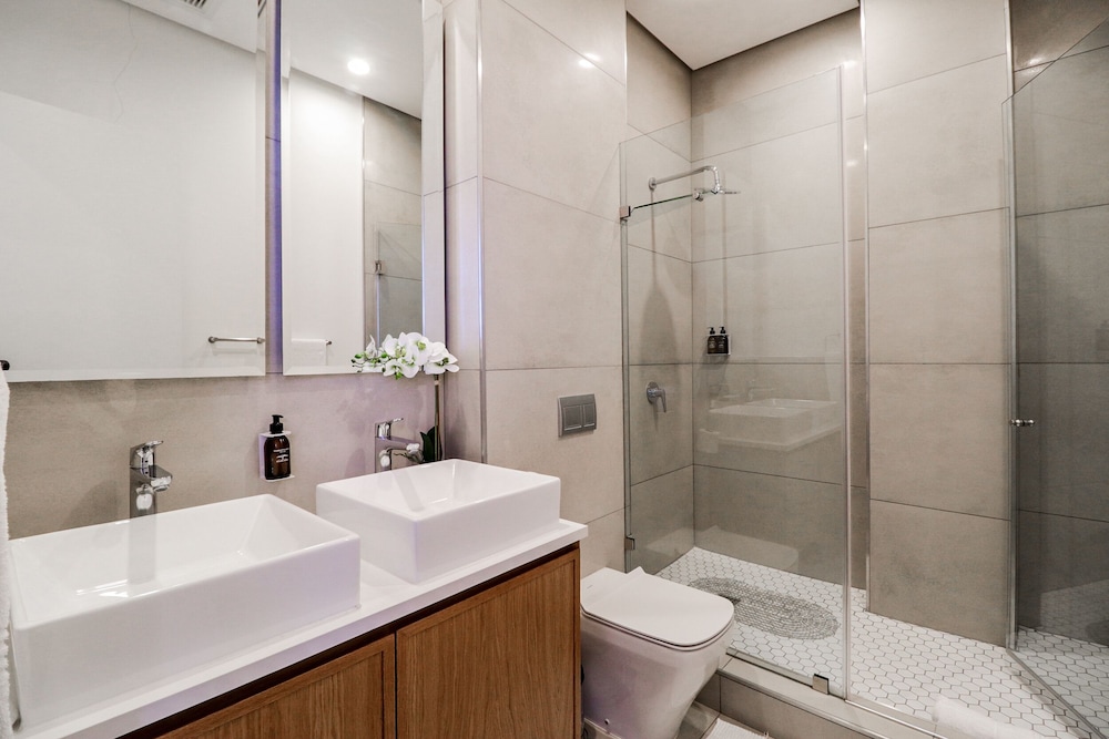Reserved Suites 46/50