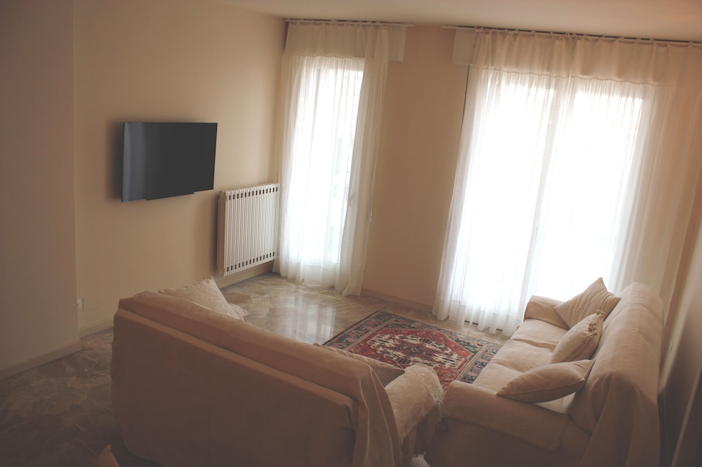 Casa Camilla City 22/38