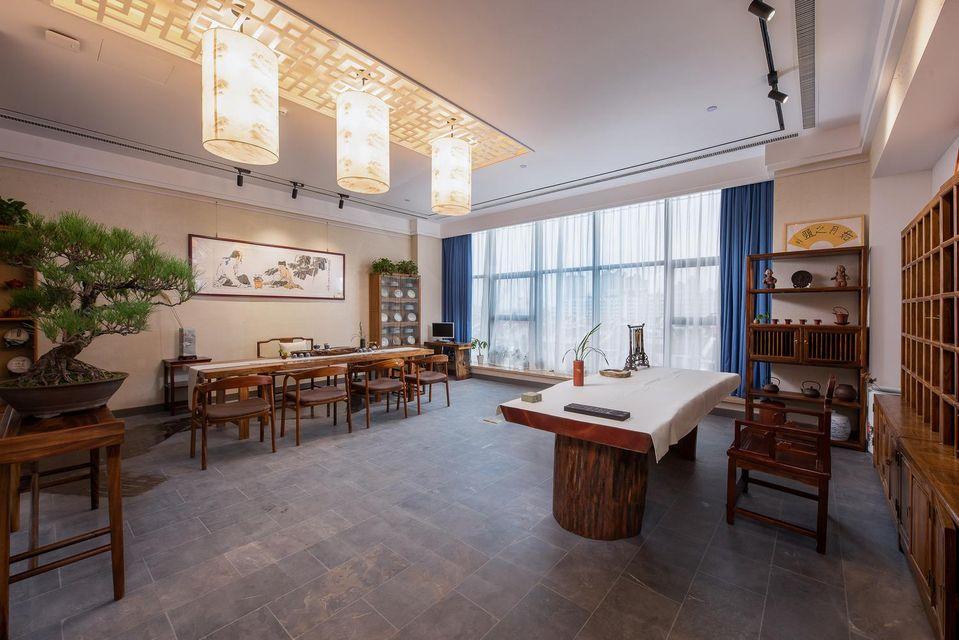 Rezen Hotel (Linyi News Building) 20/25