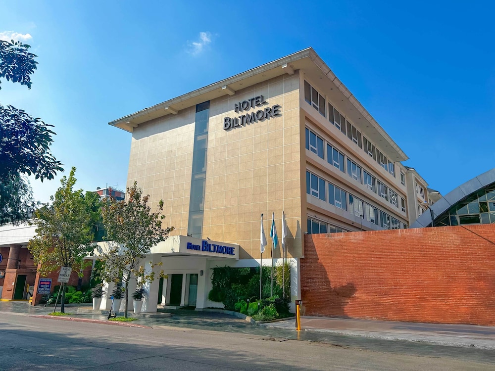 Hotel Biltmore Guatemala 56/60