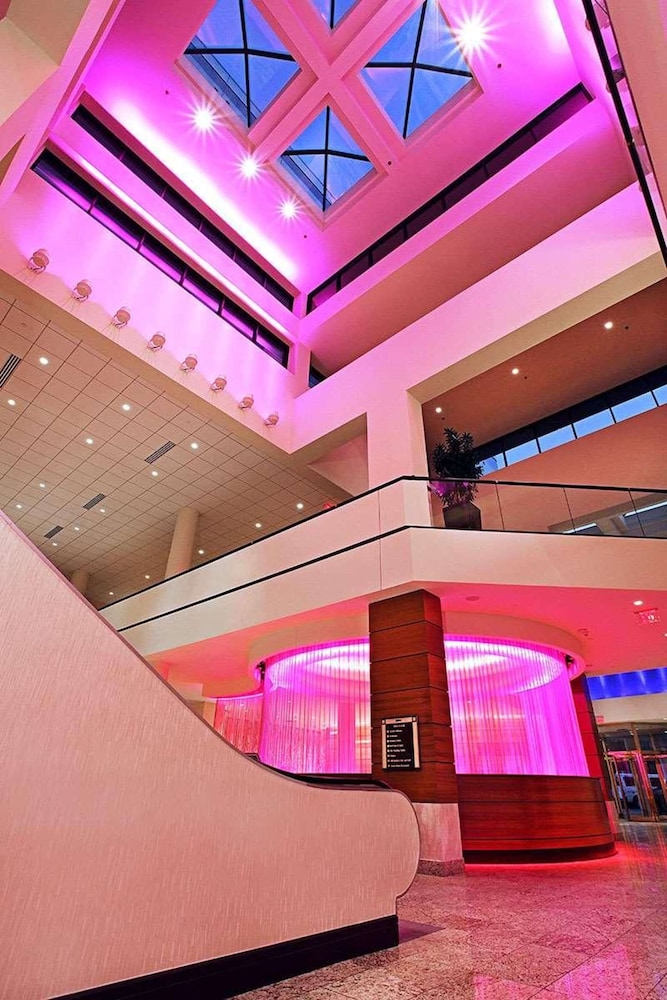 Radisson Plaza Hotel at Kalamazoo Center 6/66