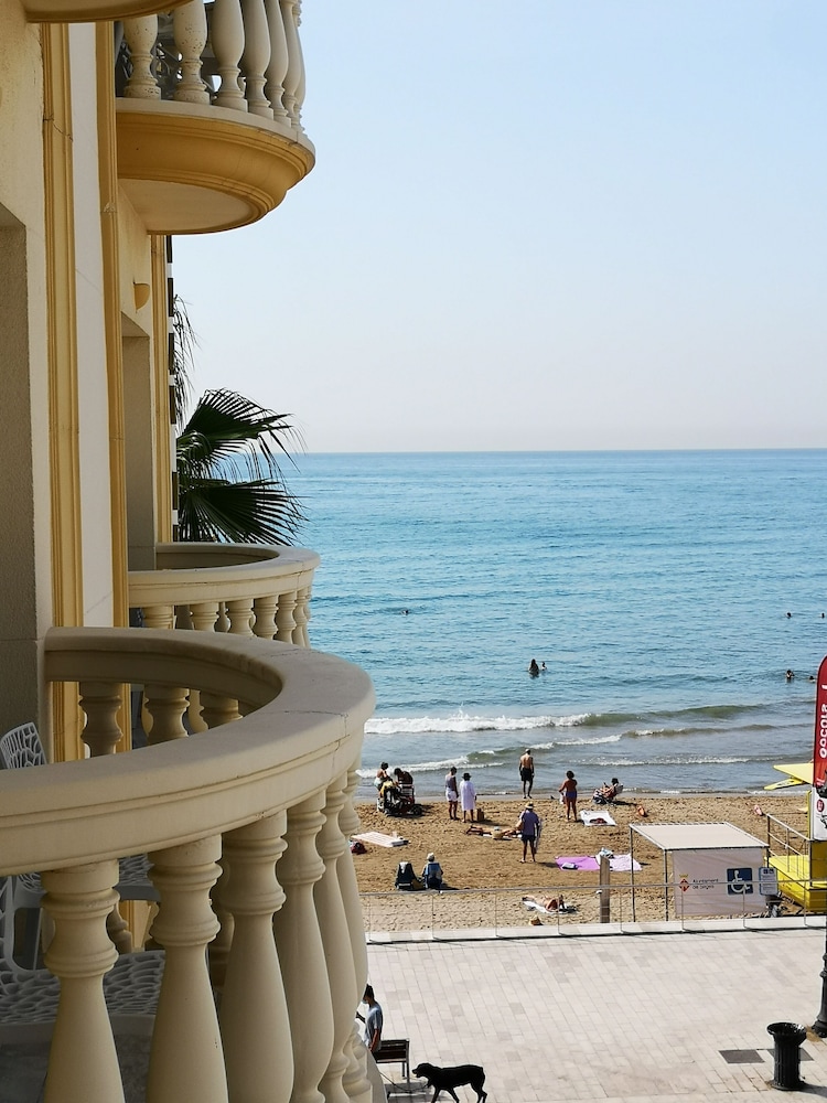 Urh Sitges Playa Hotel 60/69