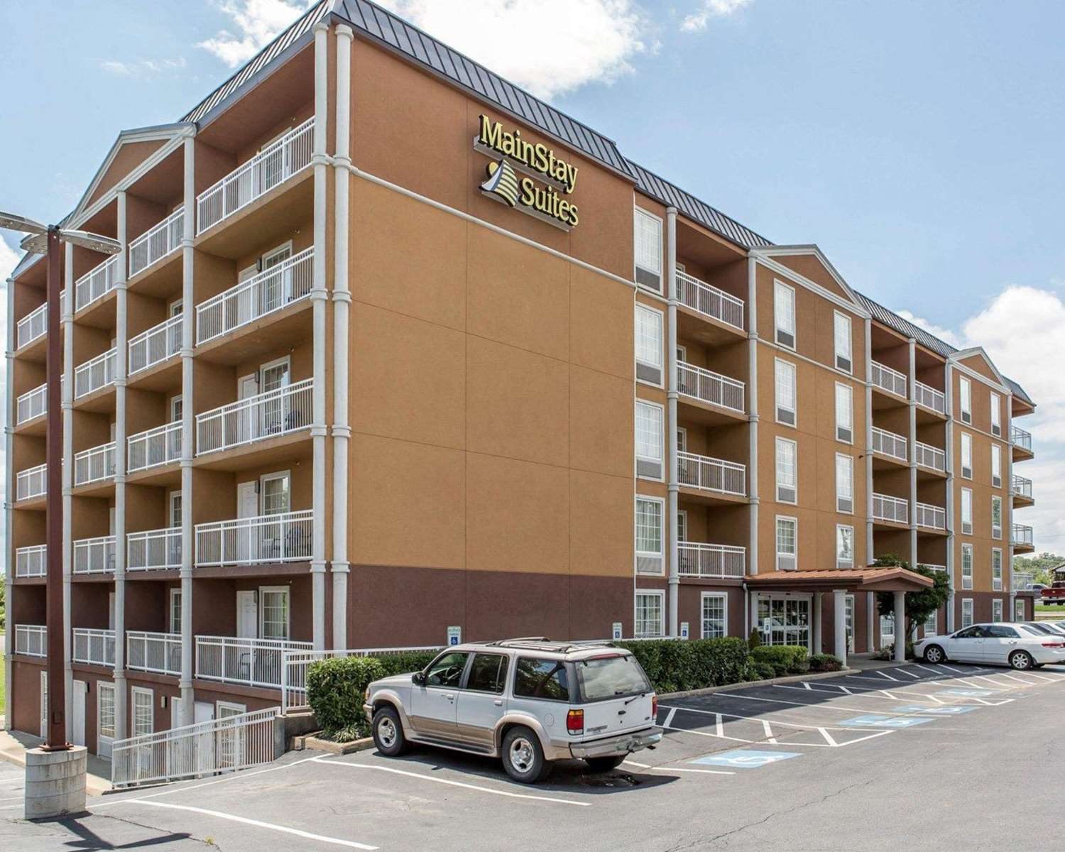 MainStay Suites Knoxville North I-75 9/12