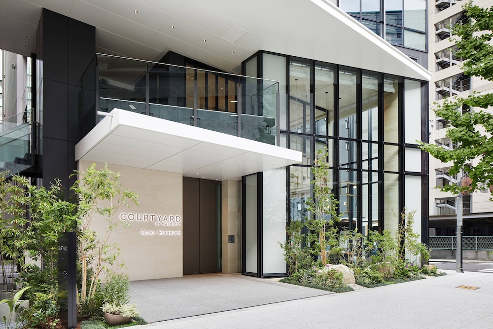 Courtyard By Marriott Osaka Honmachi 1/47