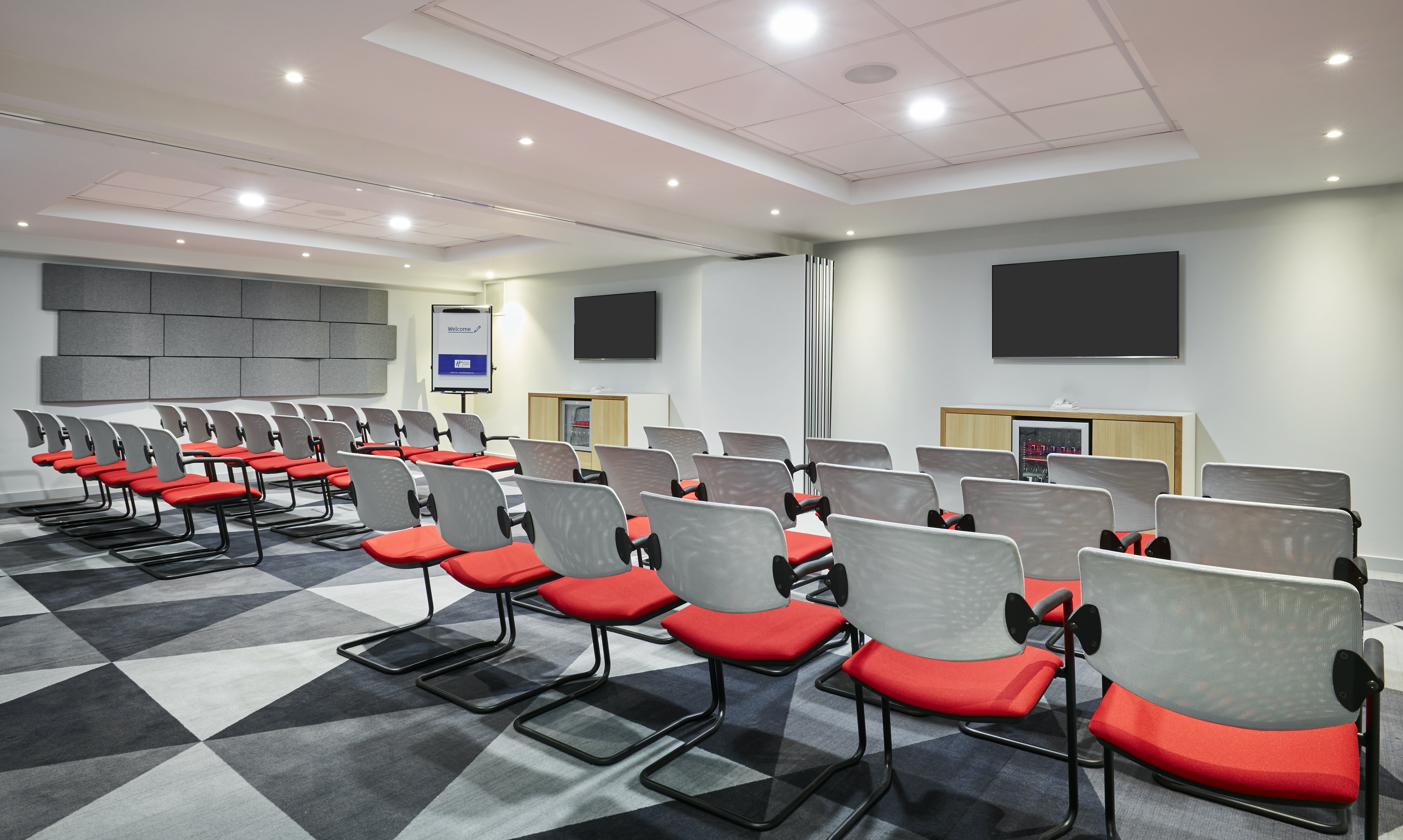 HOLIDAY INN EXPRESS DUBLIN CITY CENTRE 58/71