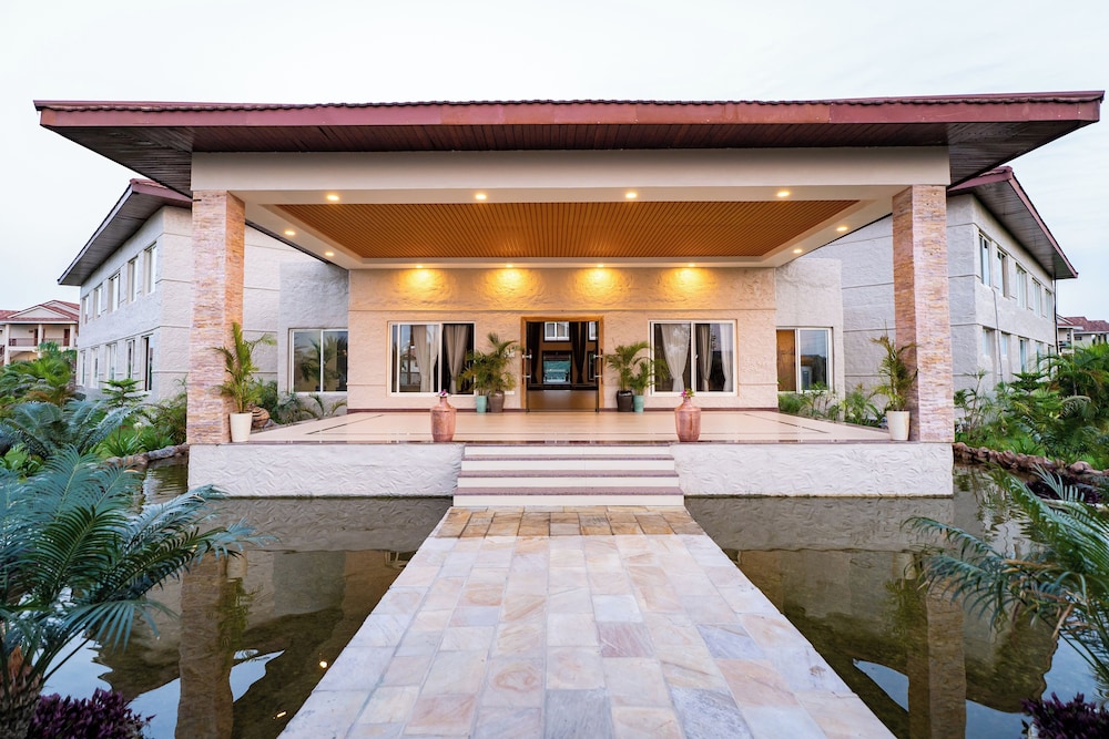 River Bank Jungle Resort in BHARATPUR - NP