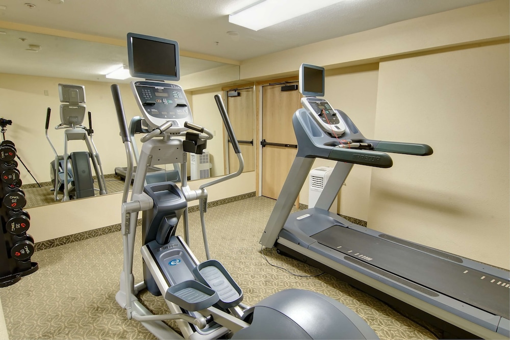 Phoenix Inn Suites South Salem 20/57