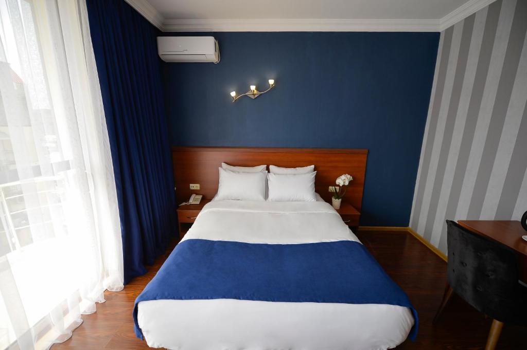 Room at Aura Boutique Hotel, BATUMI