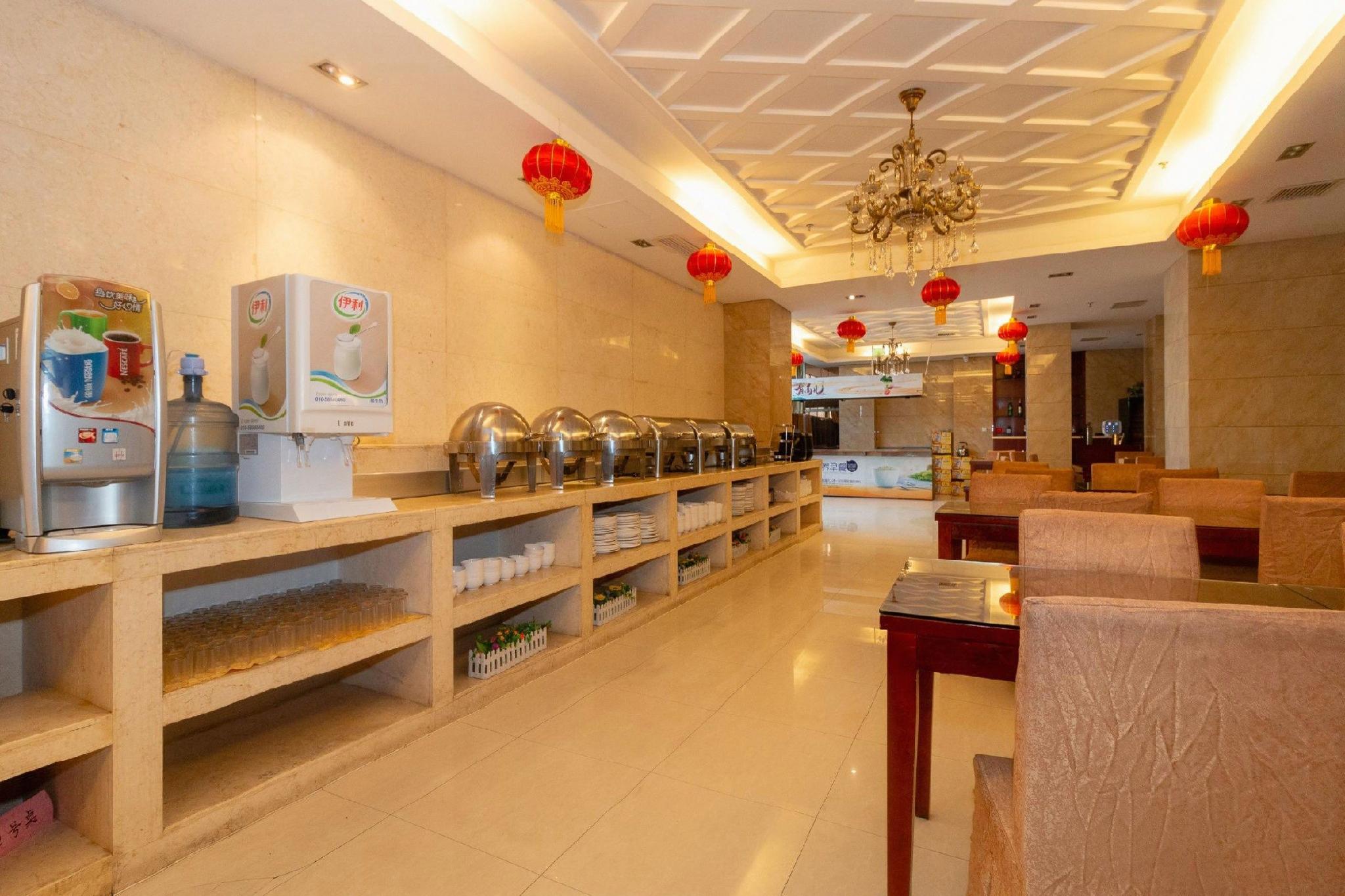 Vienna Hotel (Nanchang Bayi Square) 39/45