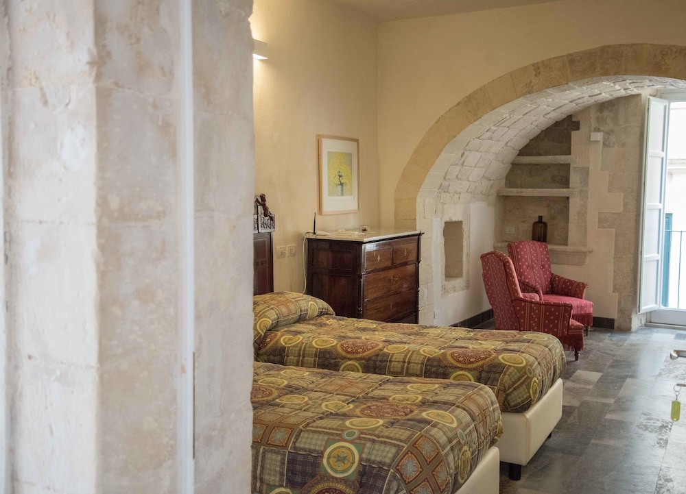 Hotel Dell Orologio 6/37