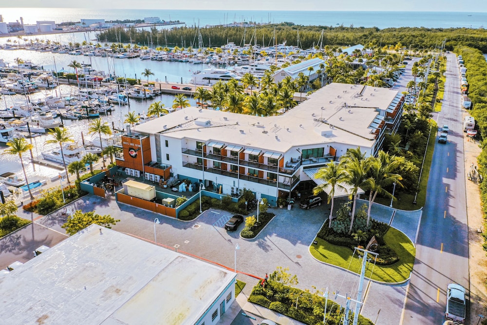 The Perry Hotel Key West 4/77