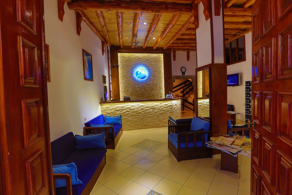 Zinbad Hotel 42/51