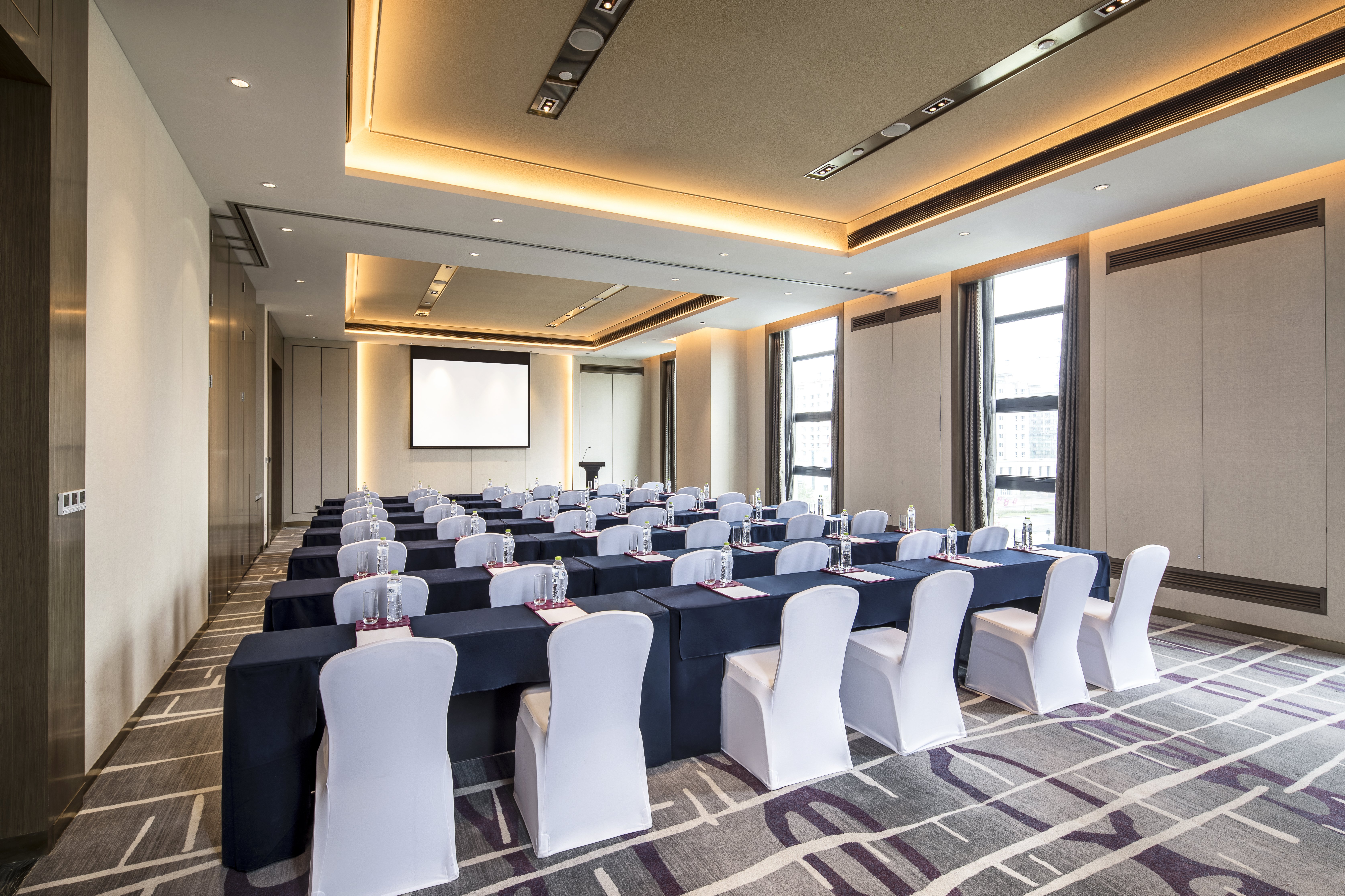 CROWNE PLAZA HARBIN SONGBEI 46/58