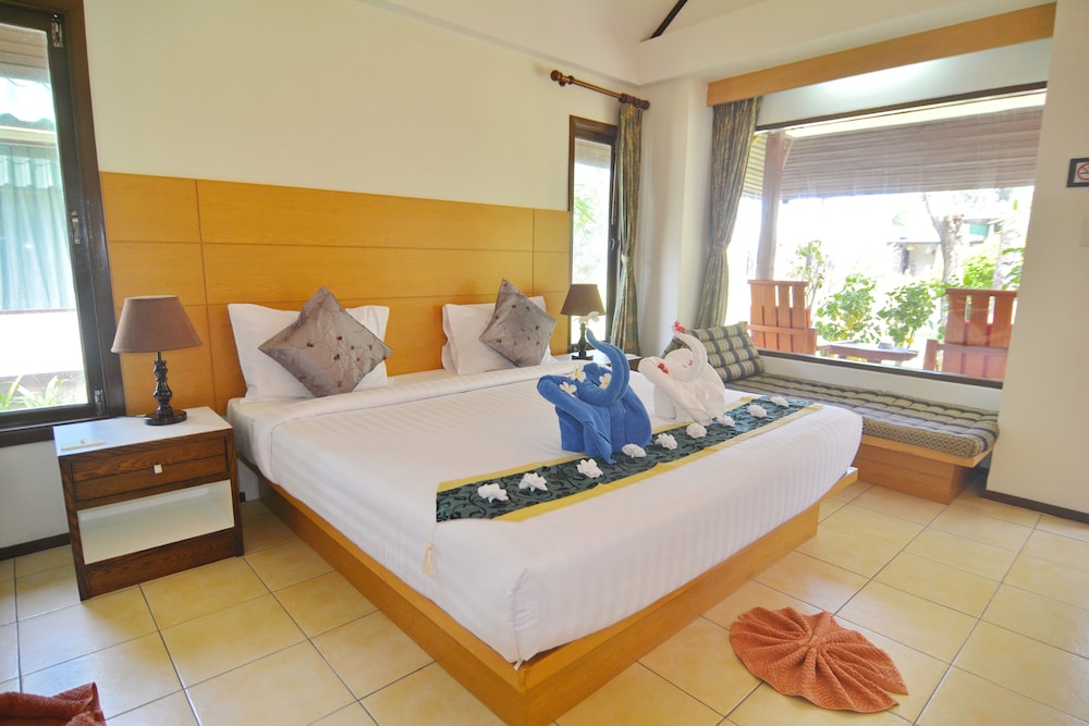 Golden Bay Cottage 15/75