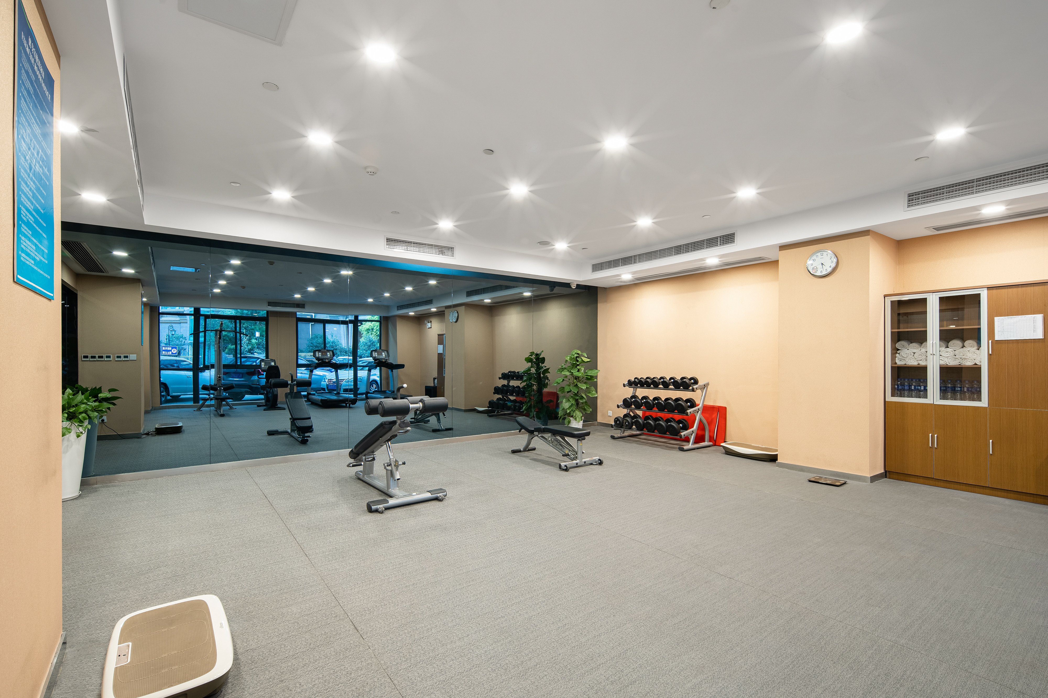 Holiday Inn Express Suzhou Changjiang 18/36