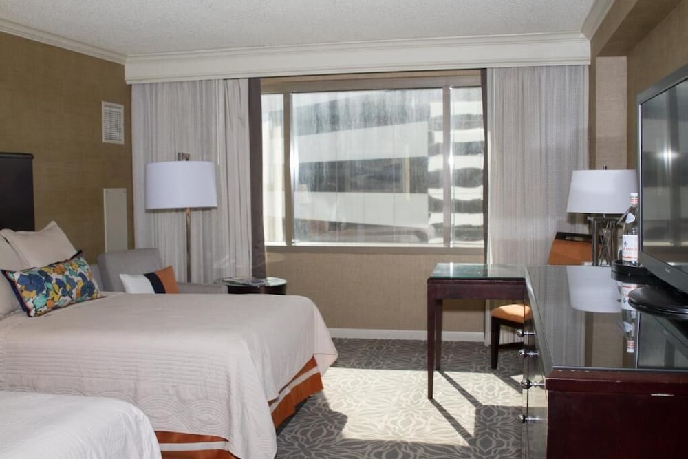 Marriott Jacksonville Downtown (ex. Omni Jacksonville Hotel) 26/64