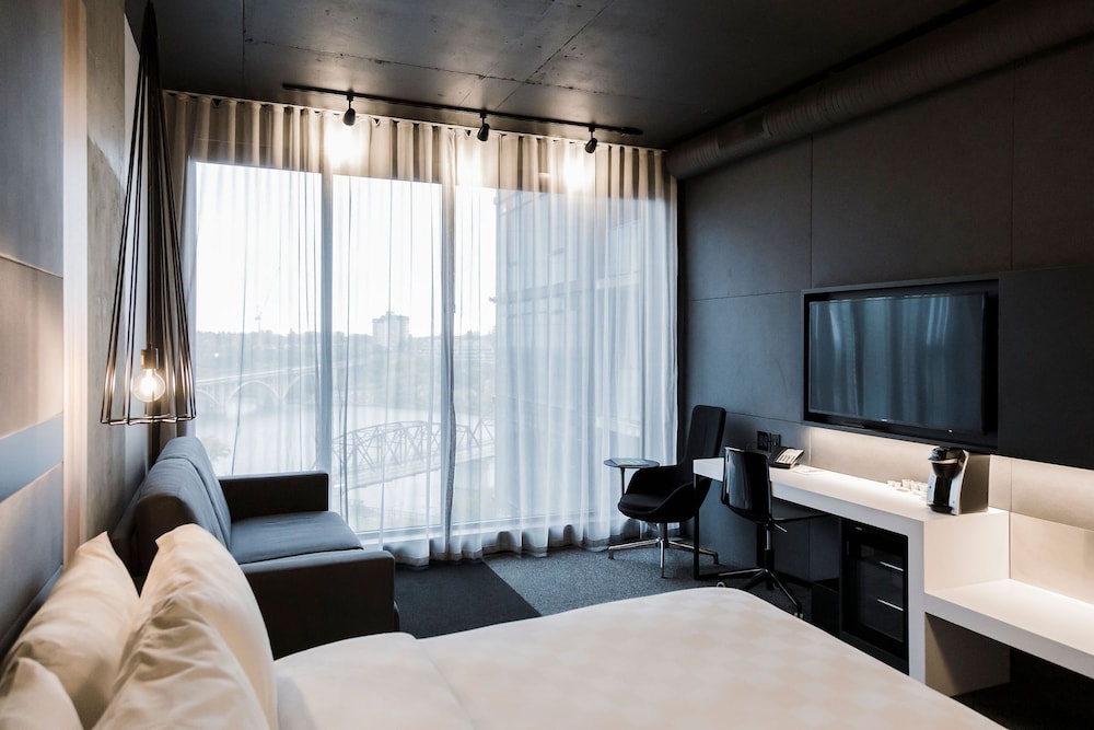 Alt Hotel Saskatoon 14/36