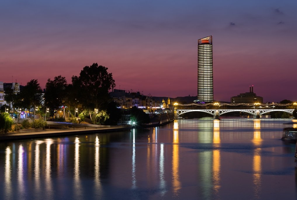 Eurostars Torre Sevilla 72/76