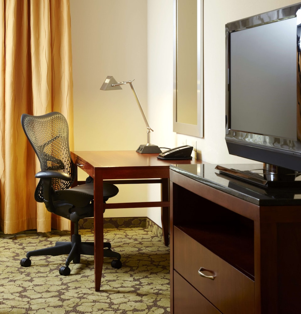Hilton Garden Inn Dallas/Arlington 53/69