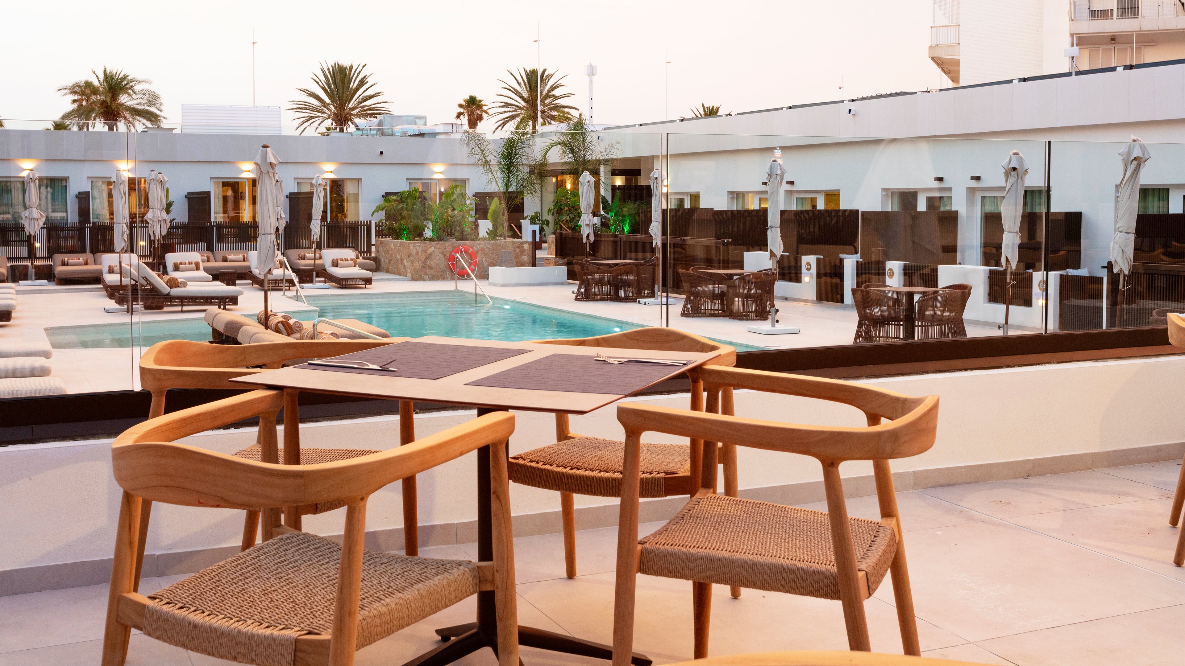 Hotel Indigo Gandia Beach by IHG 57/67