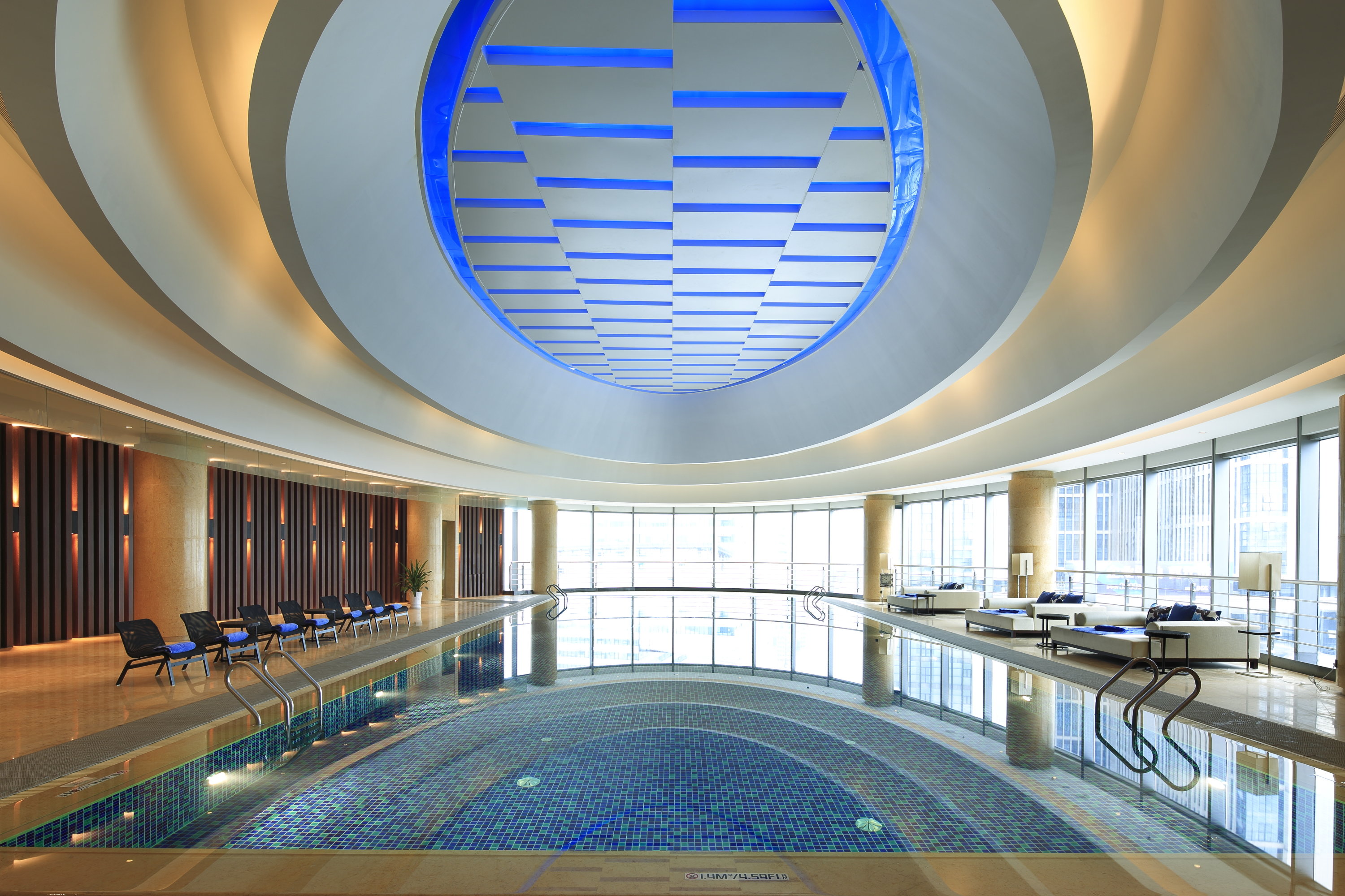 CROWNE PLAZA WUXI TAIHU 36/76