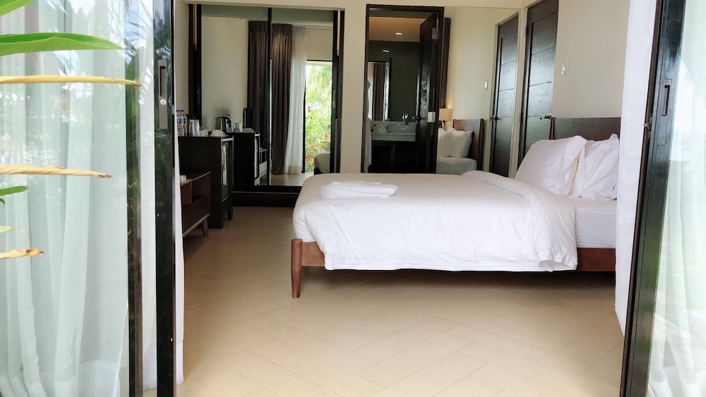 Bravo Resorts Munting Paraiso 10/49