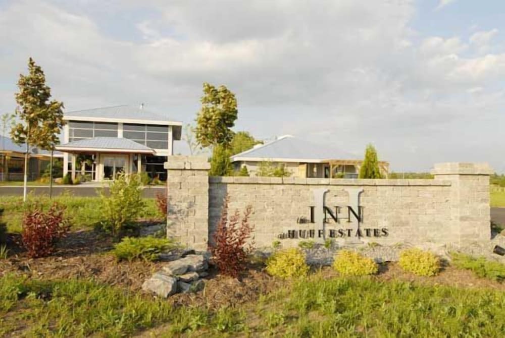 Huff Estates Inn & Winery 46/48