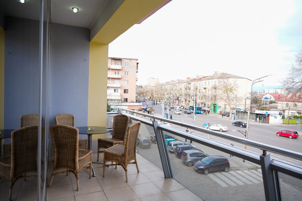 Hotel Monopoli Kutaisi 32/50