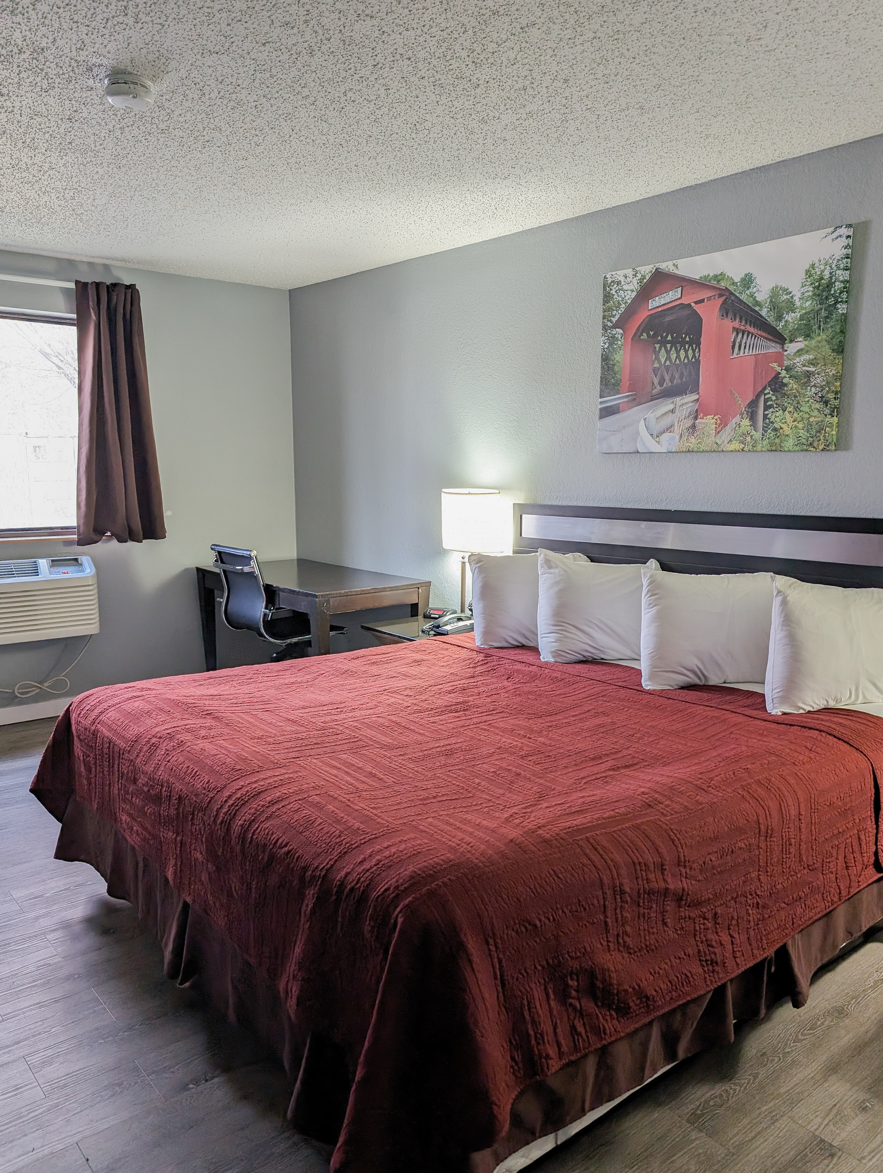Super 8 By Wyndham Brattleboro 11/29