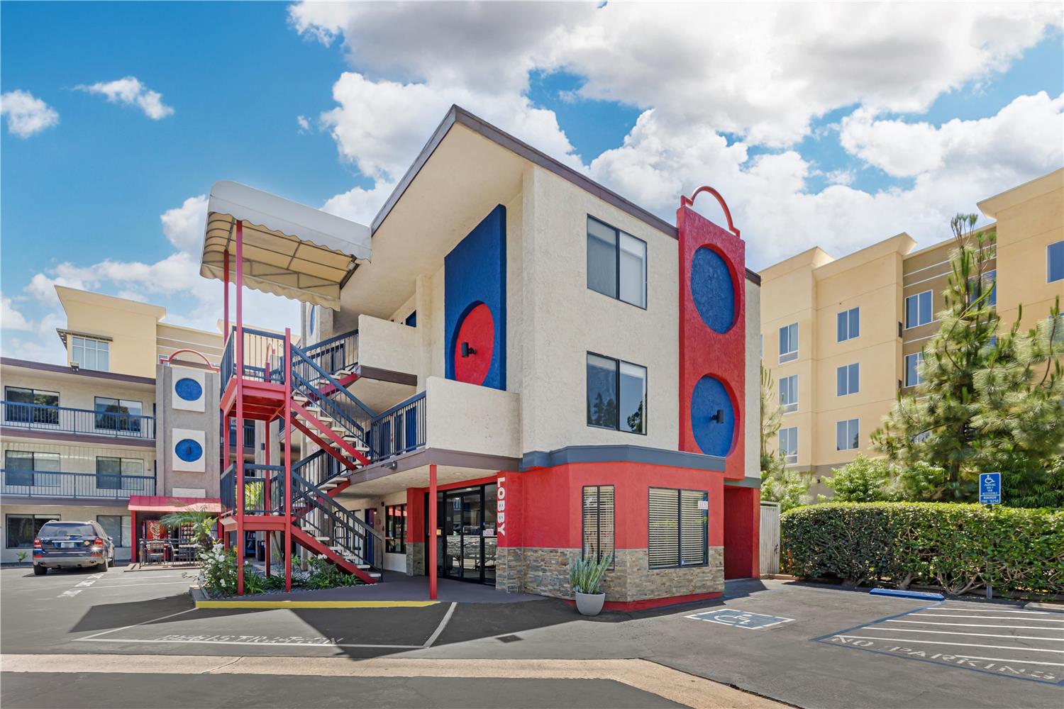 Best Western Courtesy Inn - Anaheim Park Hotel 26/31