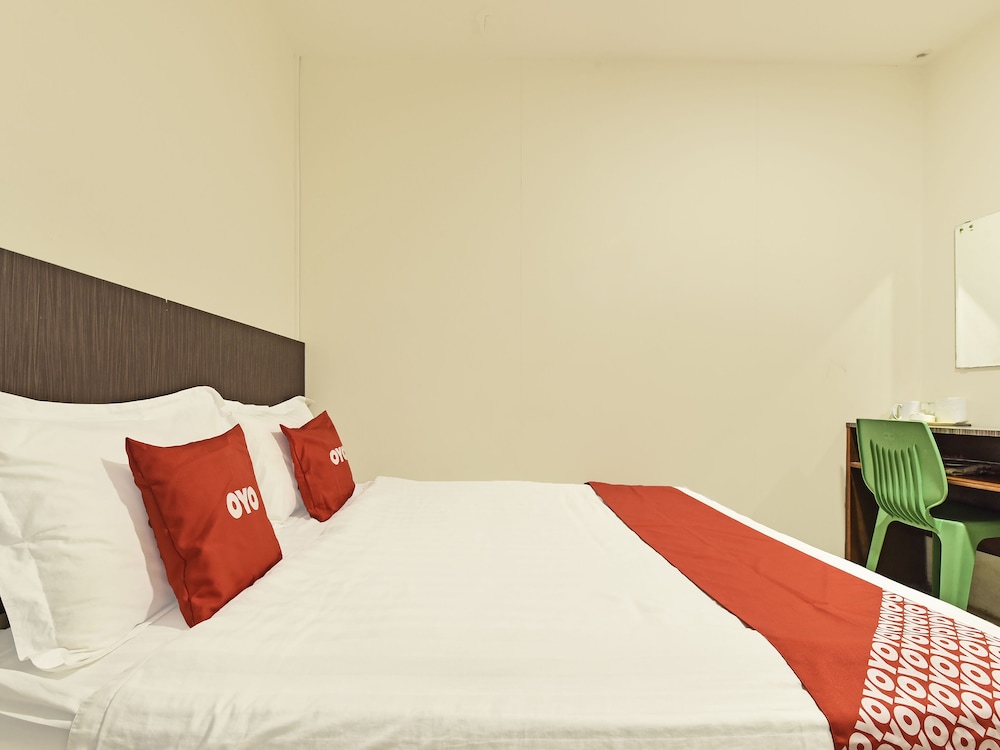 Hotel O Mini Indah 20/32