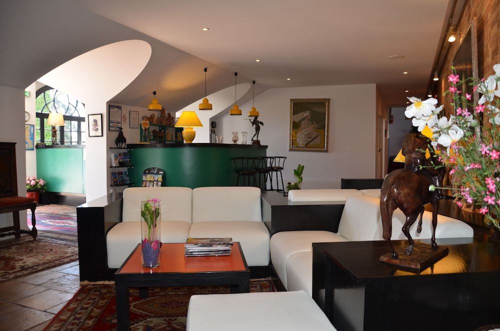 Hôtel Des Mimosas 30/47