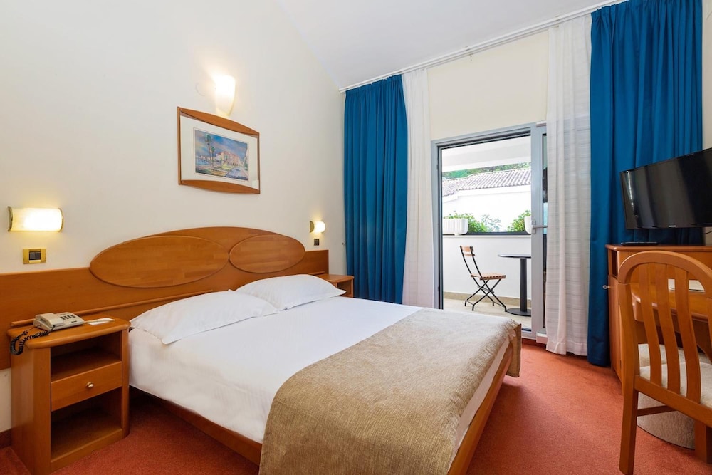 Villa Galijot Plava Laguna 5/50