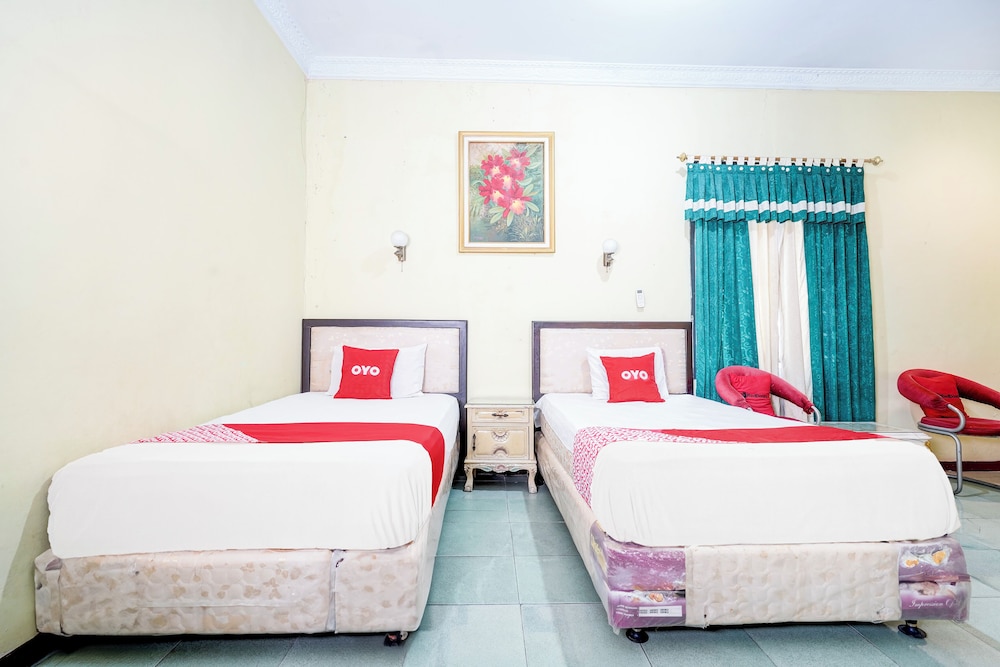 Collection O Kauman Near Stasiun Pekalongan Formerly Hotel Dian Chandar 18/37