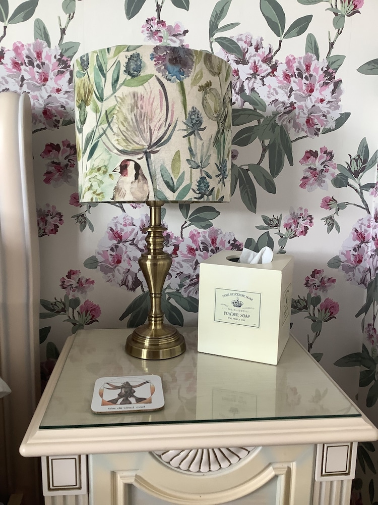 Ingleside Guest House 8/49