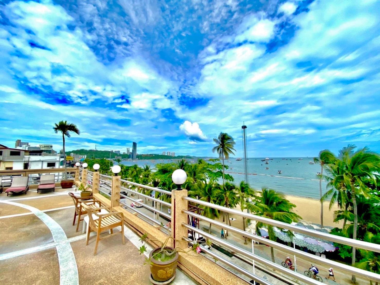 AA Hotel Pattaya 40/42