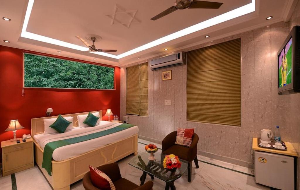 Sands INN Gurgaon 17/24