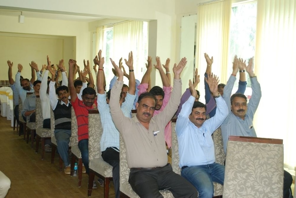 The Ashok Hassan 5/40