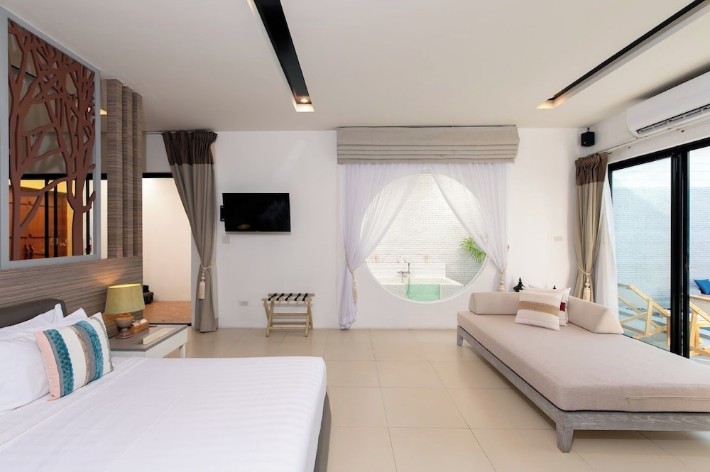 VILLA, PRIVATE POOL