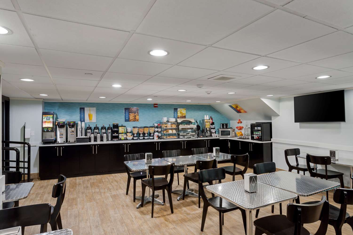 Best Western Plus Brooklyn Bay Hotel 13/18