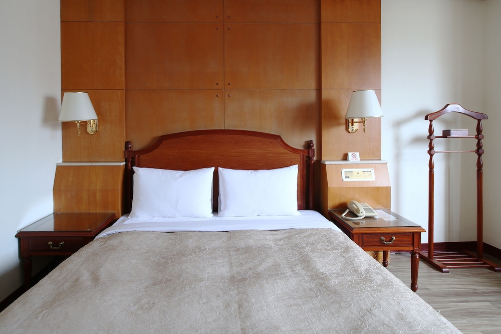 Hua Du Hotel 15/65
