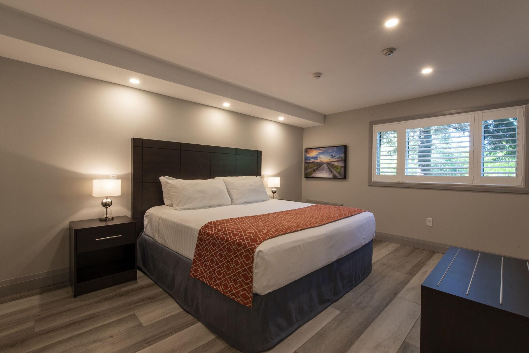 Suite, Queen Bed