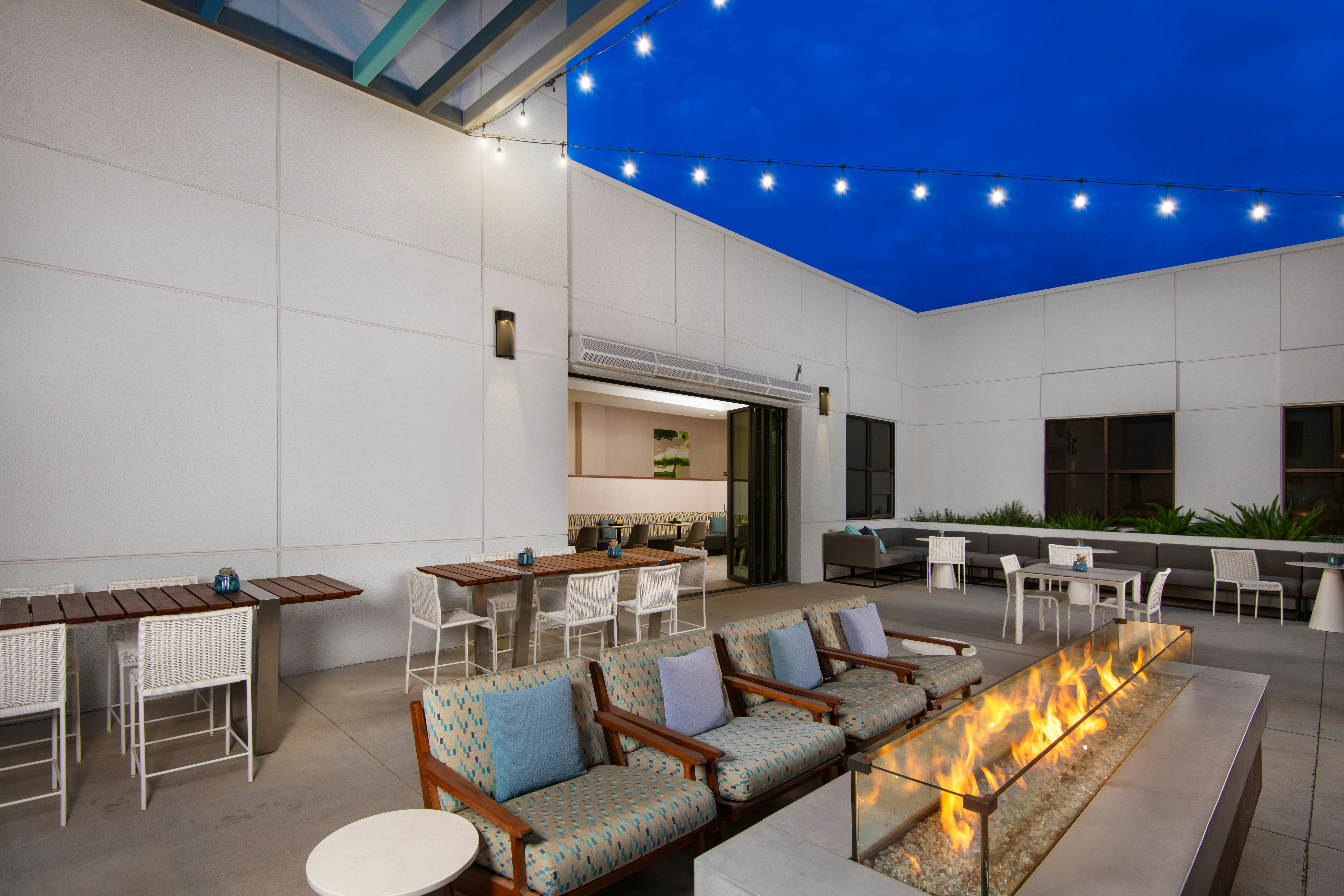 DoubleTree by Hilton Phoenix Chandler 24/36