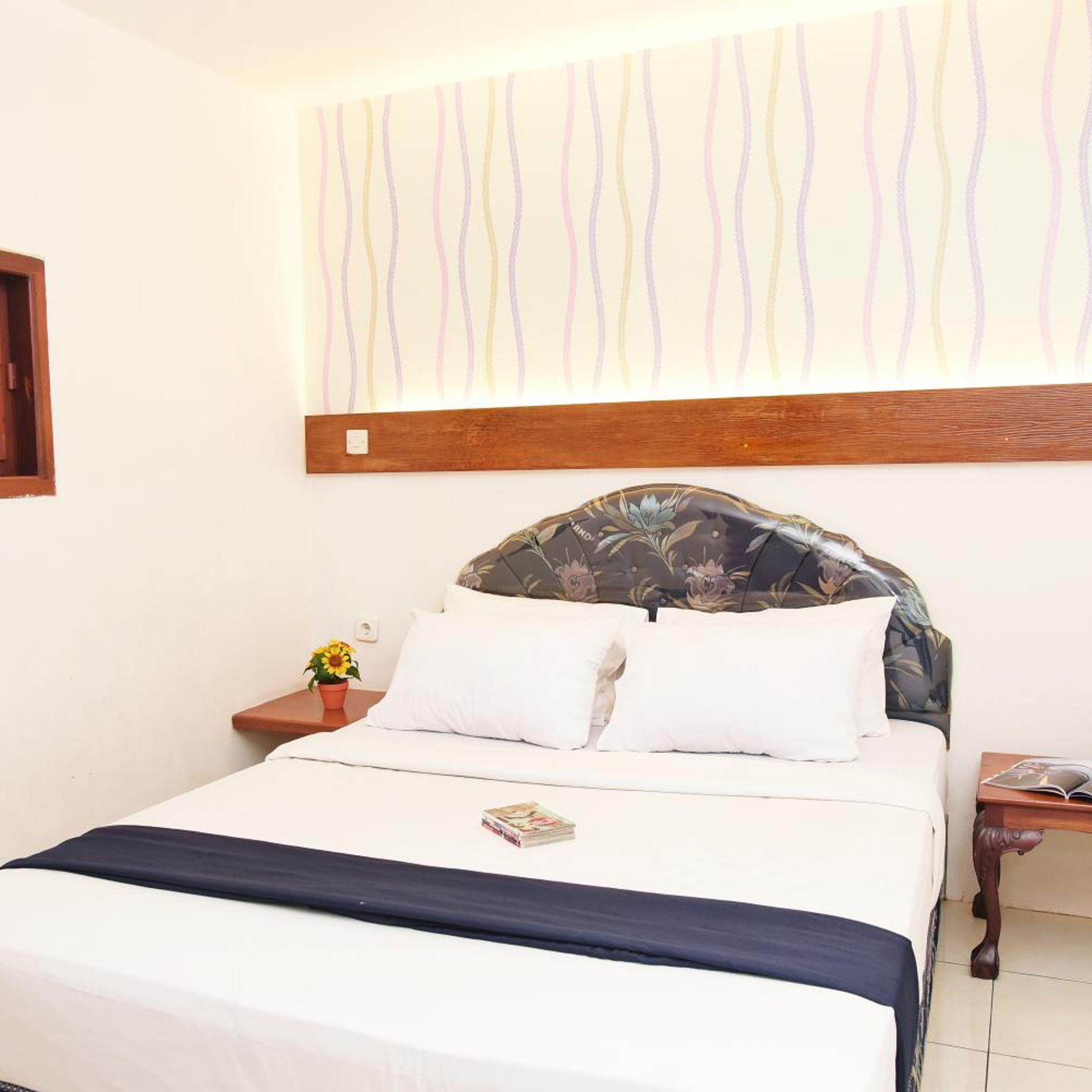 Hotel Olympic Semarang 8/36