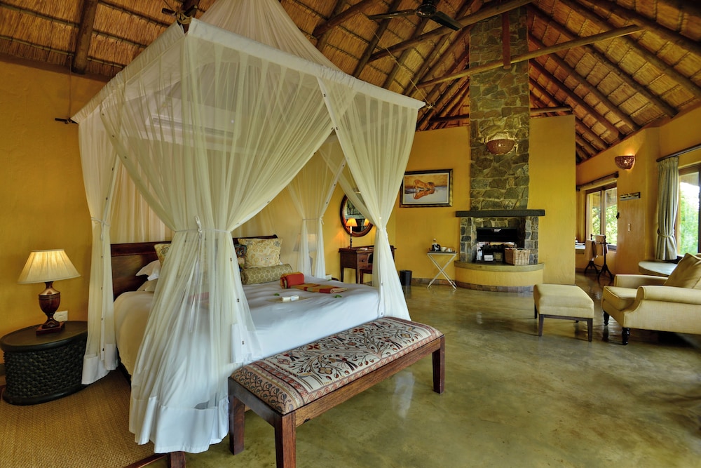 Motswiri Private Safari Lodge 13/67