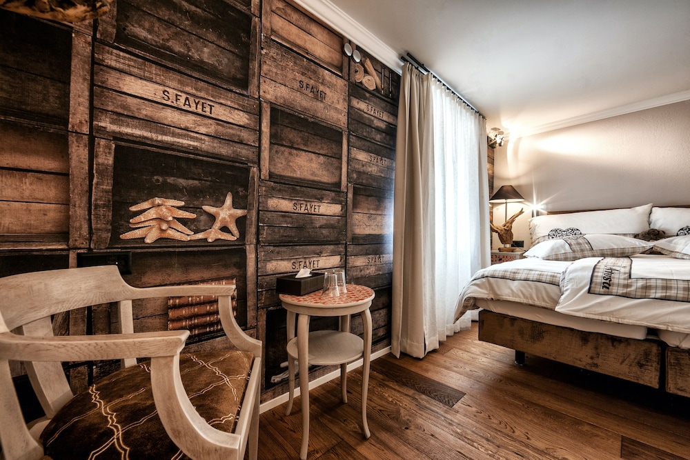 Home Hotel Arosa 11/50